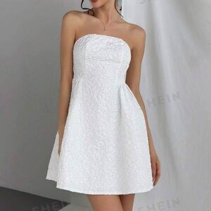 EUC- SHEIN White Strapless Umbrella Dress
